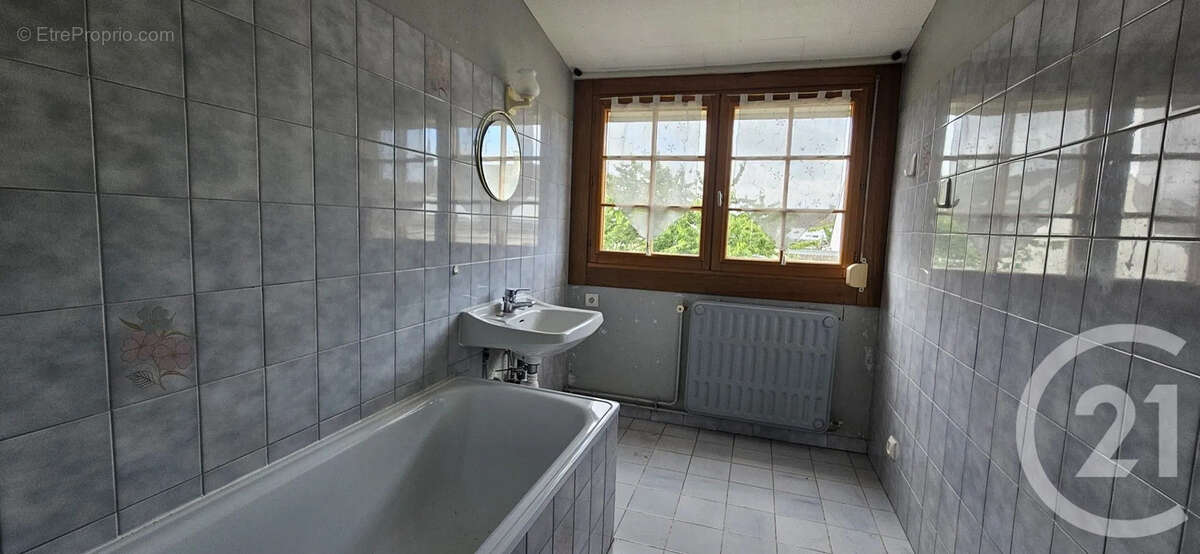 Maison à CHATEAUDUN