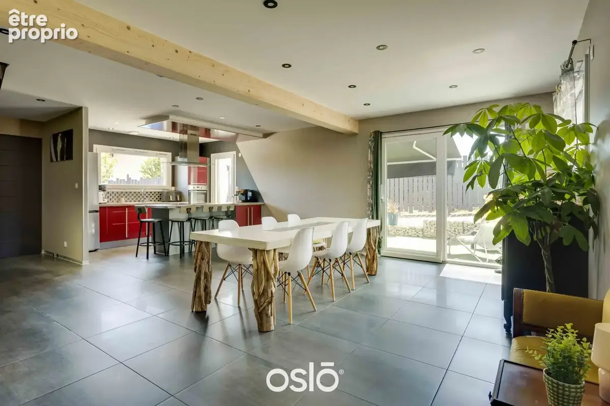 Maison 141 m² à Besancon  - photo 3