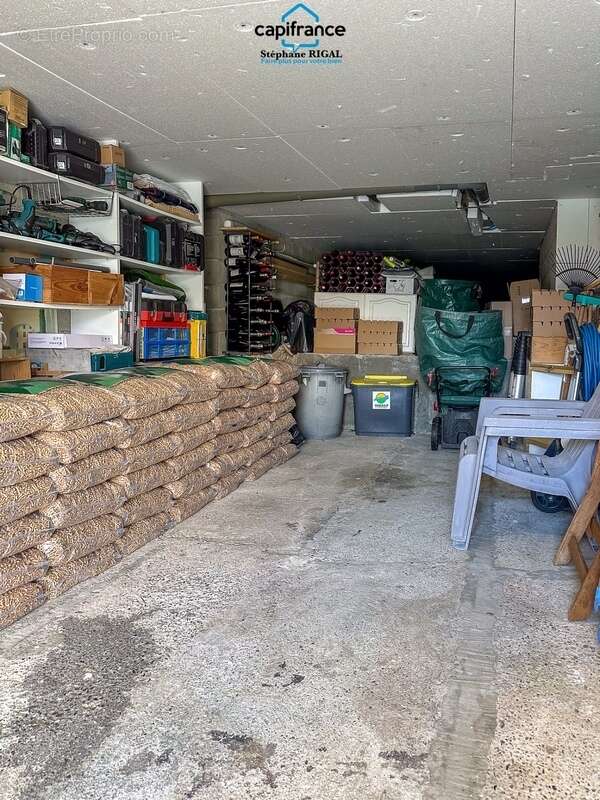 Maison à MONTESQUIEU