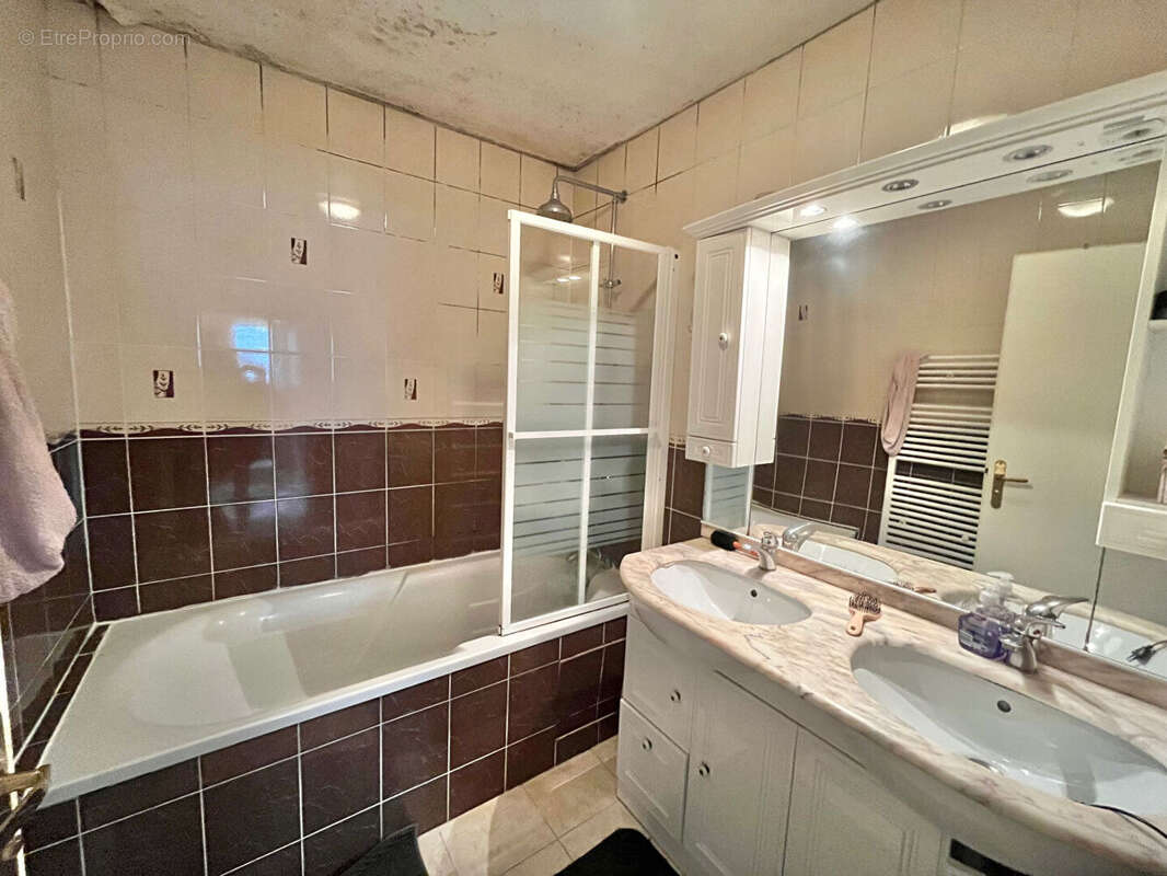 Appartement à BONDY