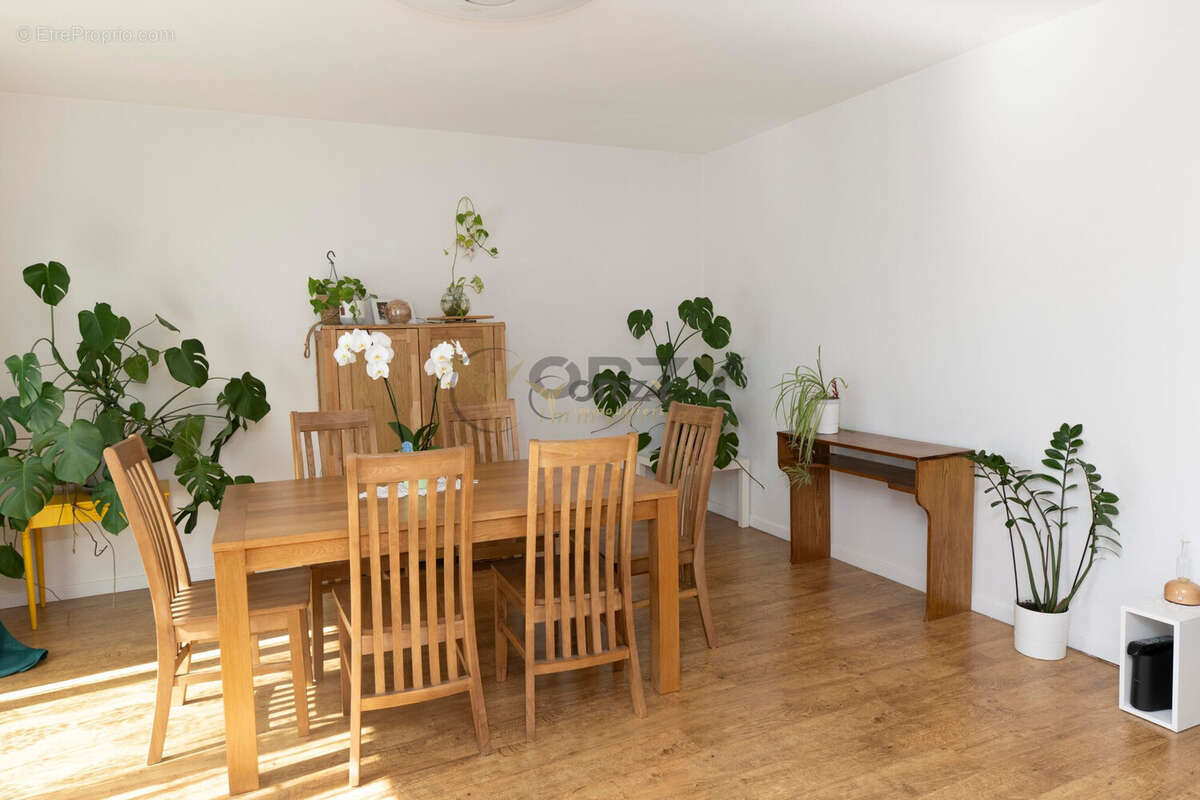 Appartement à VEDENE