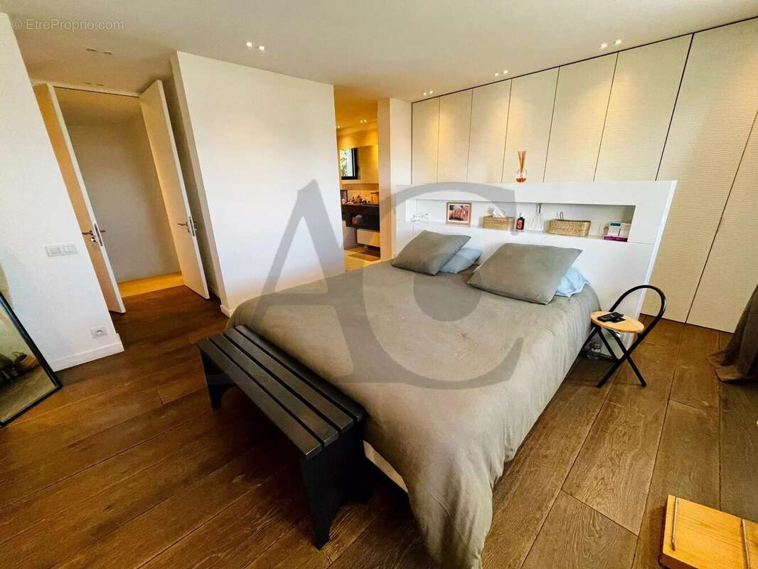 Maison à VILLENEUVE-LOUBET