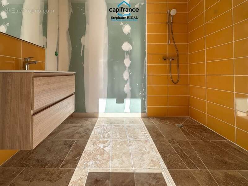 Maison à PUY-L'EVEQUE