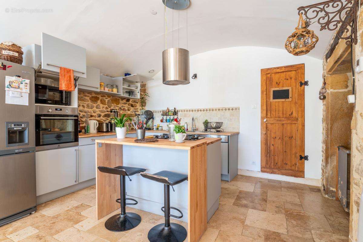 Maison à SAINT-GERMAIN-SUR-L&#039;ARBRESLE