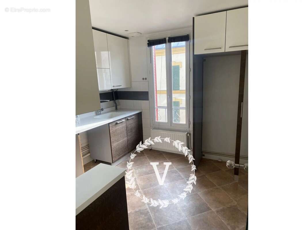 Appartement à ASNIERES-SUR-SEINE