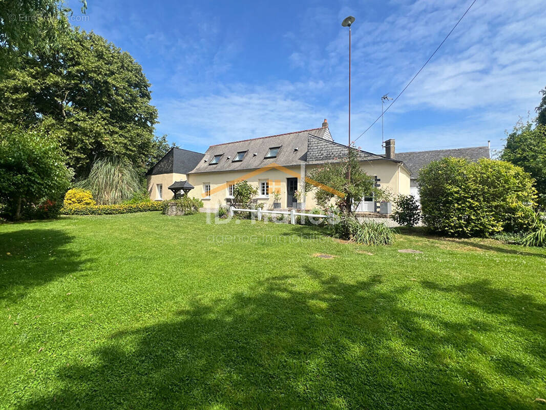 Maison à POMMERIEUX