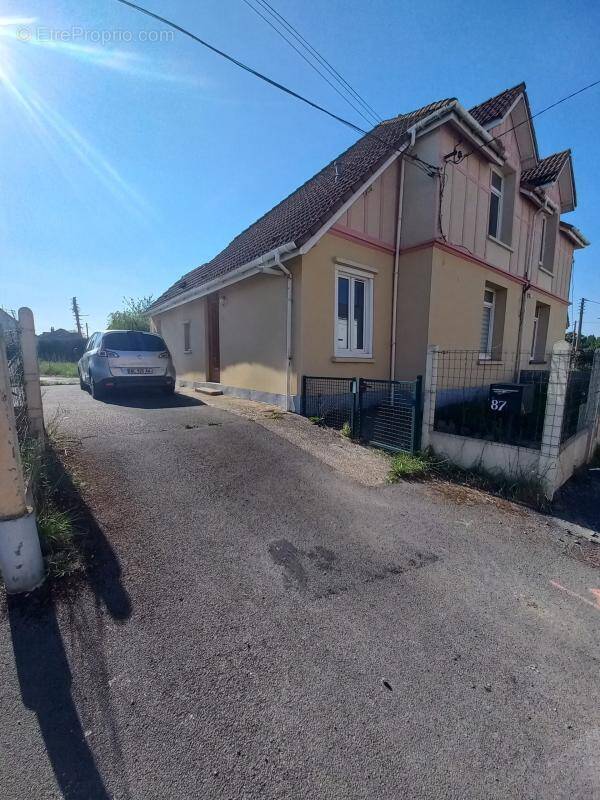Maison à EVIN-MALMAISON