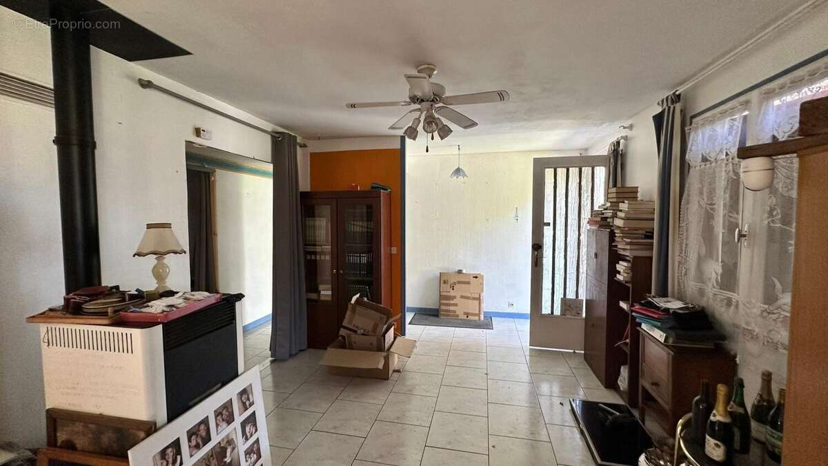 Maison 90 m² à Chaniers  - photo 4