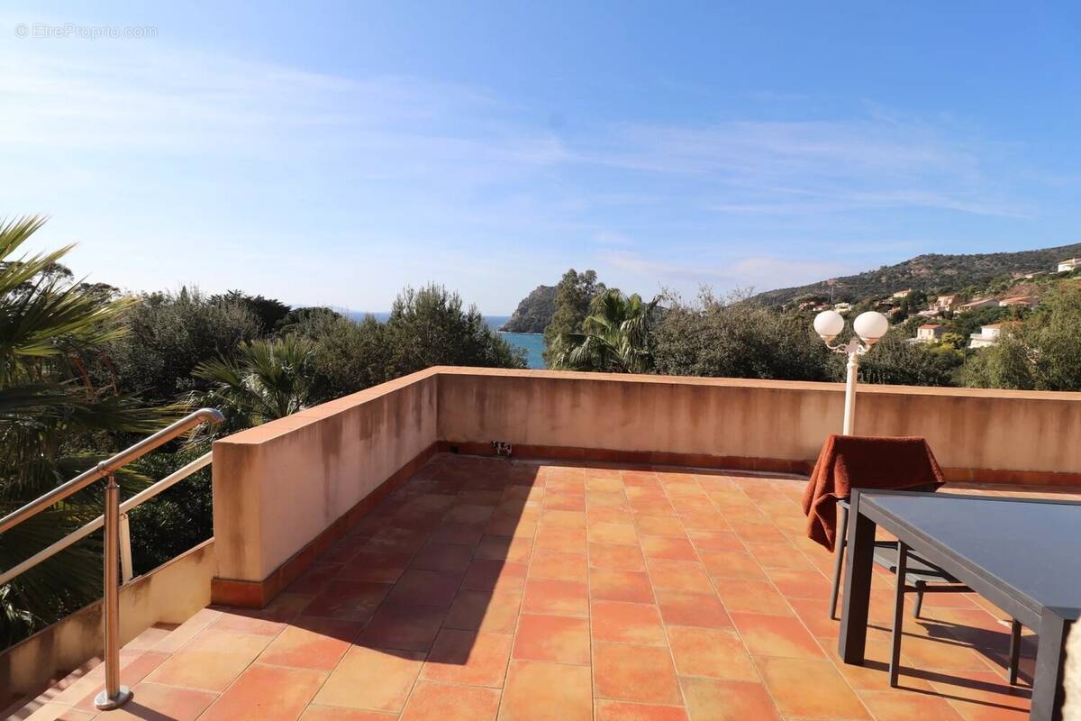 Maison à RAYOL-CANADEL-SUR-MER