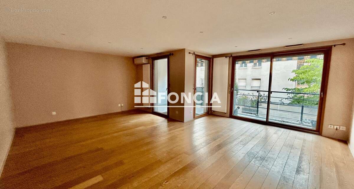 Appartement à VILLEURBANNE