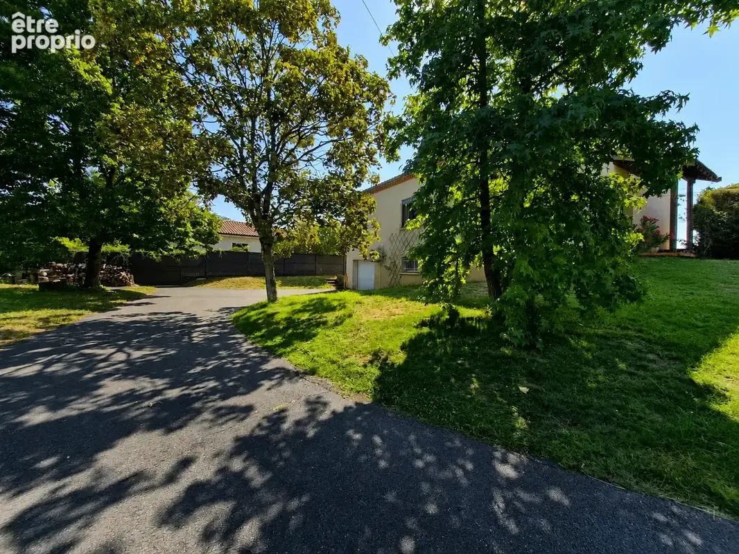 Superbe villa sur sous-sol avec jardin arboré - photo 15