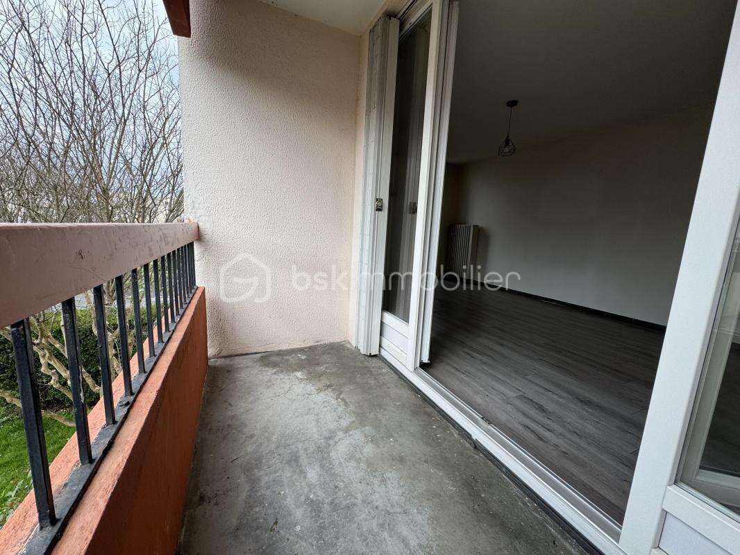 Appartement à BILLERE