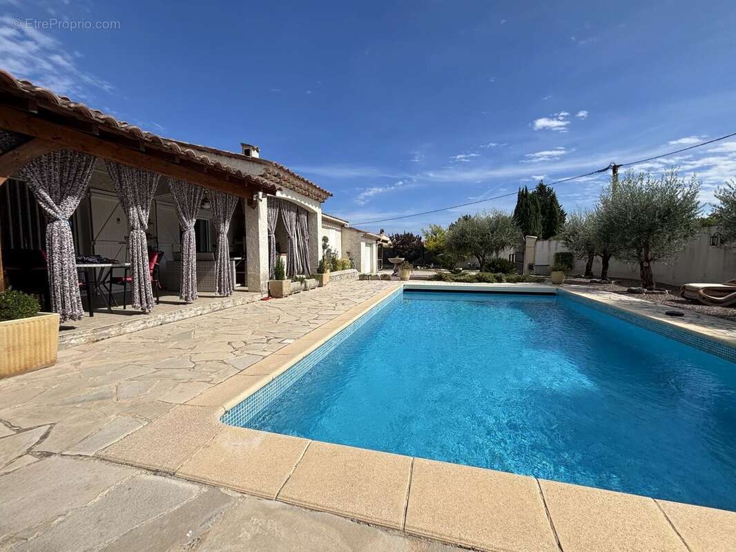 Maison à FIGANIERES