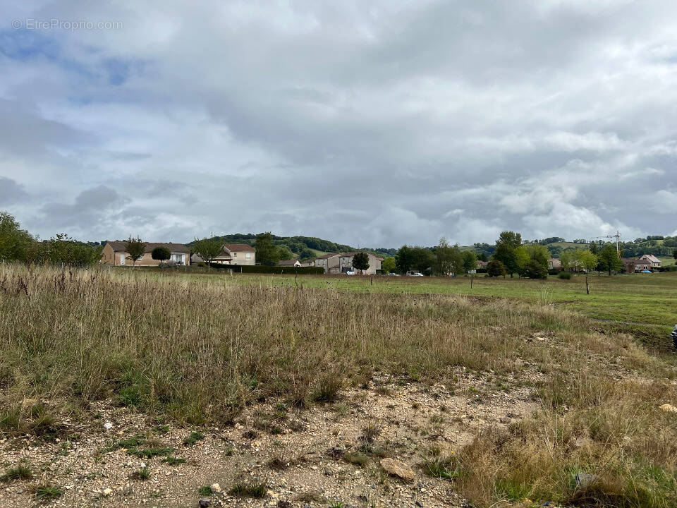 Terrain à NAUCELLES