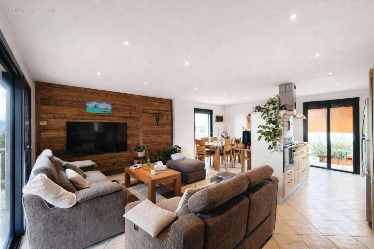 Maison à SEYNOD