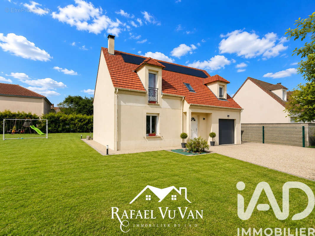 Photo 2 - Maison à ANGERVILLE