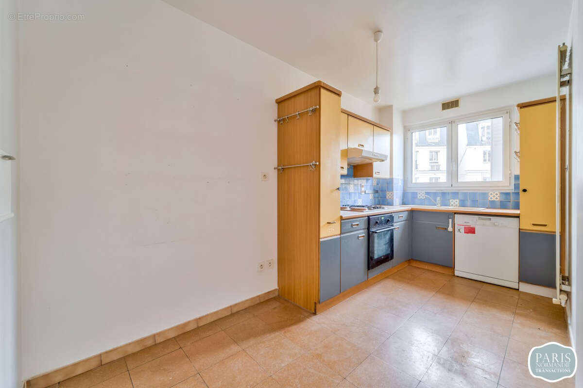Appartement à PARIS-12E