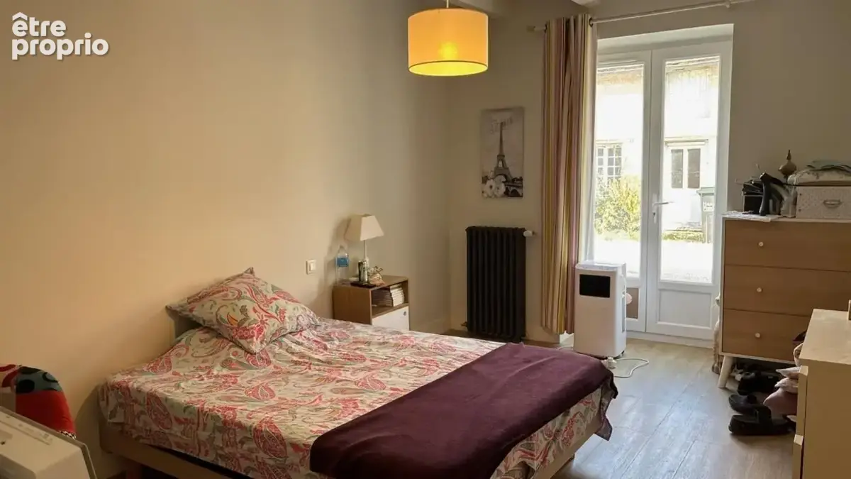 Propriété de caractère en pierre - 376 m² - Piscine chauffée -  Panneaux solaires - Champigny à 10minutes de N. de Poitou - photo 15