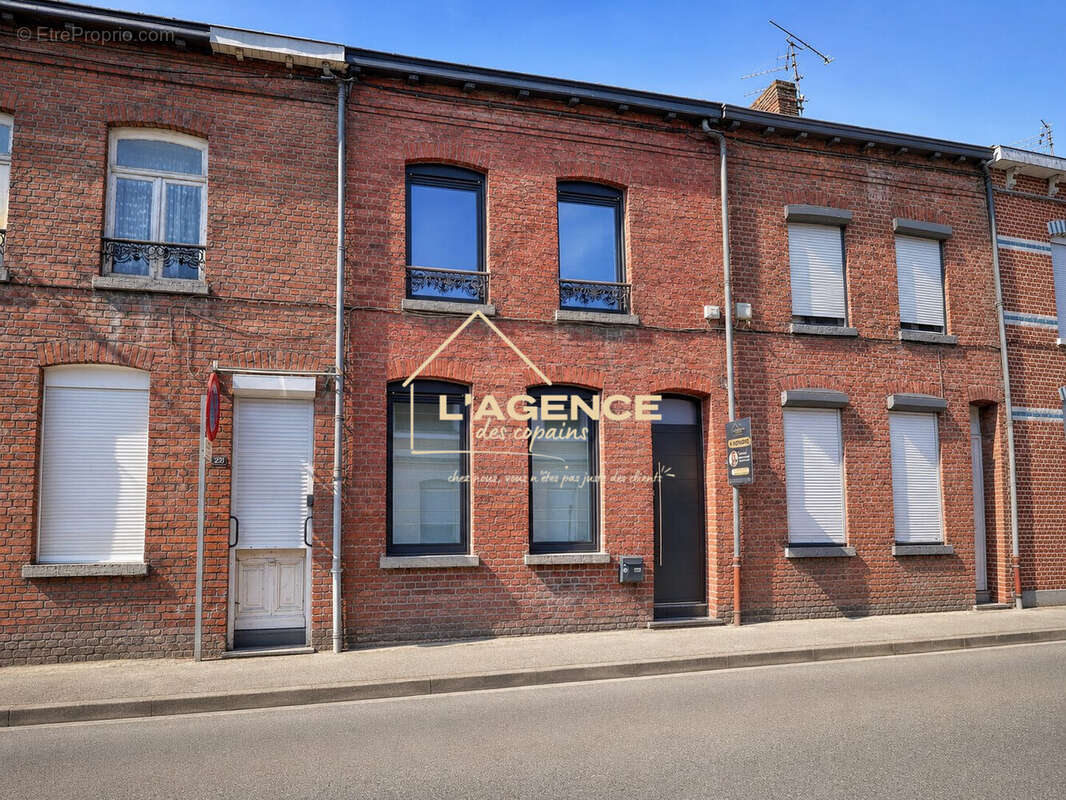 Maison à HAZEBROUCK