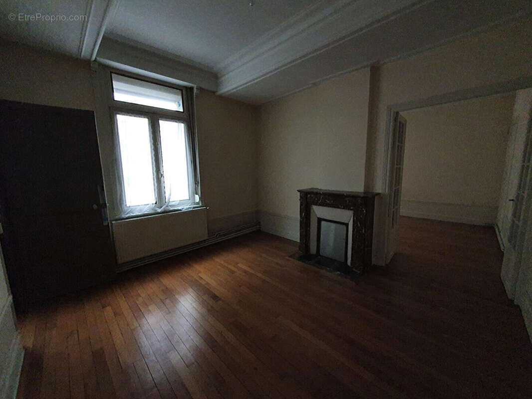 Maison à SAINT-QUENTIN