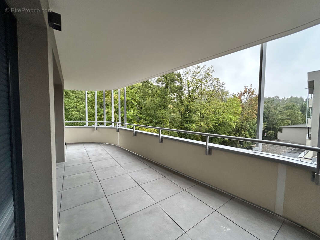 Appartement à VIVIERS-DU-LAC