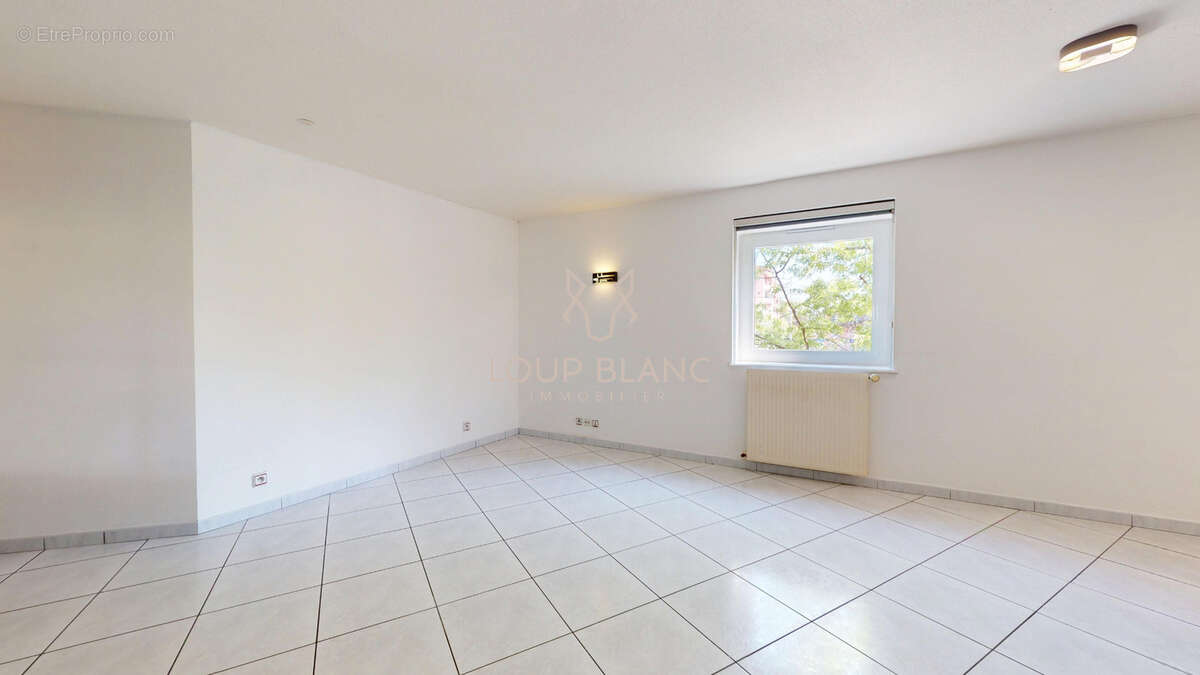 Appartement T2 - Centre-Ville SOCHAUX - photo 2