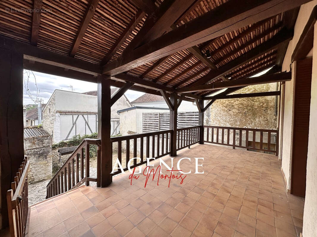 Maison à DONNEMARIE-DONTILLY