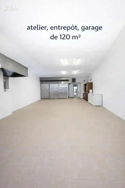 Rare et atypique : Grande maison de plain-pied 220 m² + 250 m² garage / atelier - Prestations haut de gamme - 3 min de Plouay -  - photo 16