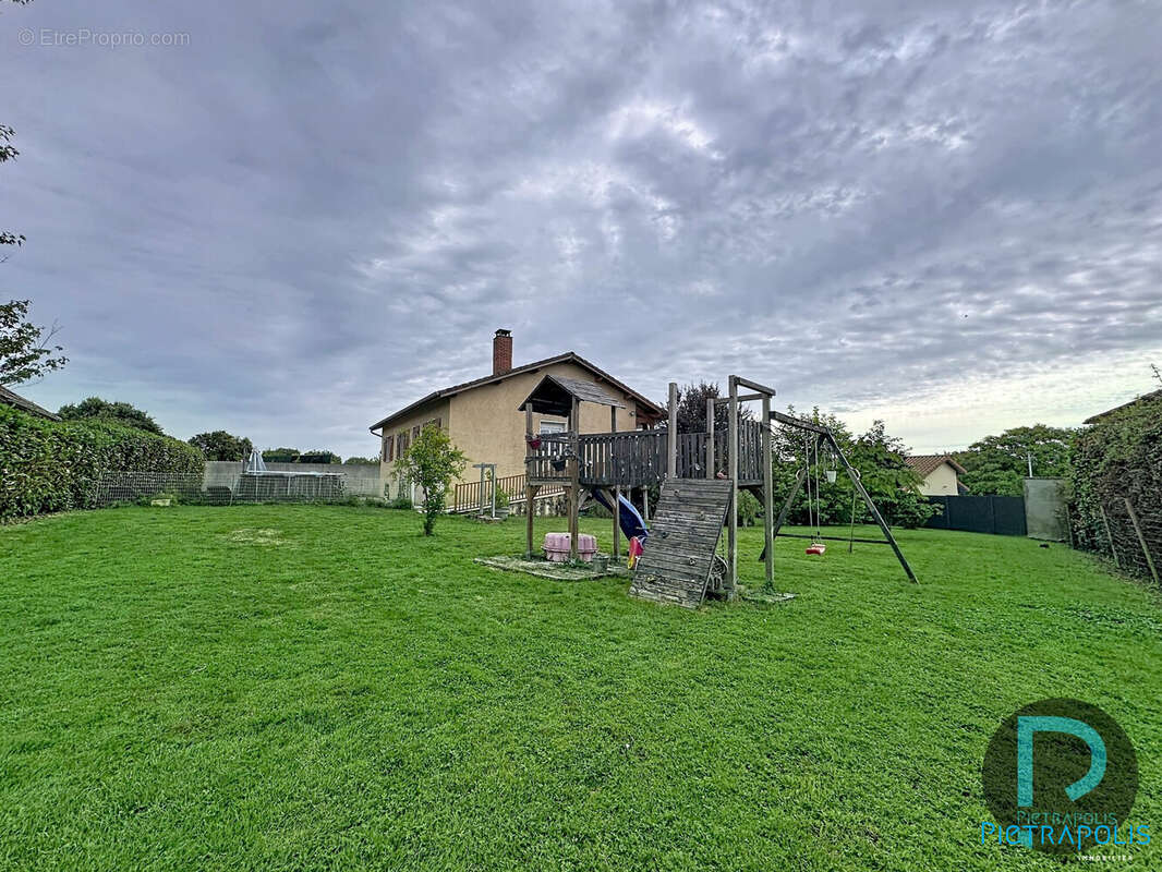 Maison 168 m² à Relevant  - photo 4