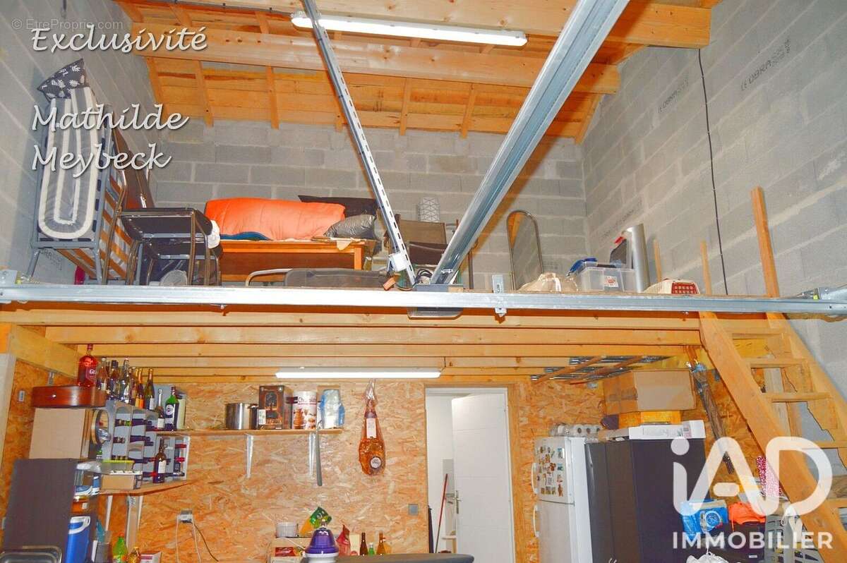Maison 118 m² à Bessines  - photo 8