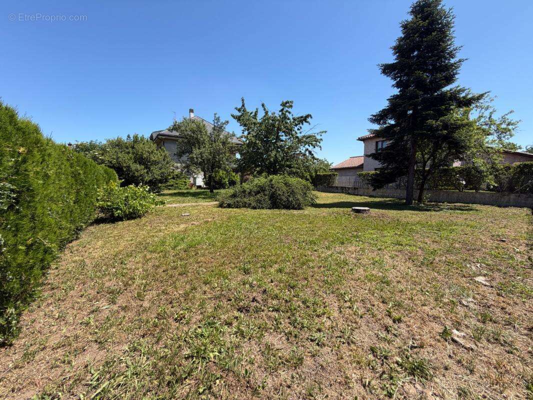 Terrain 580 m² à Venissieux  - photo 5