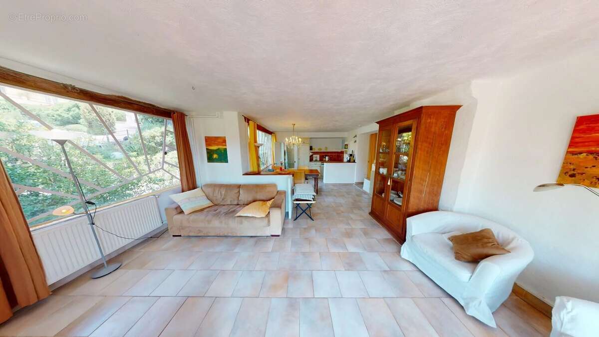 Appartement 2 pieces de 50 m² à vence - photo 2