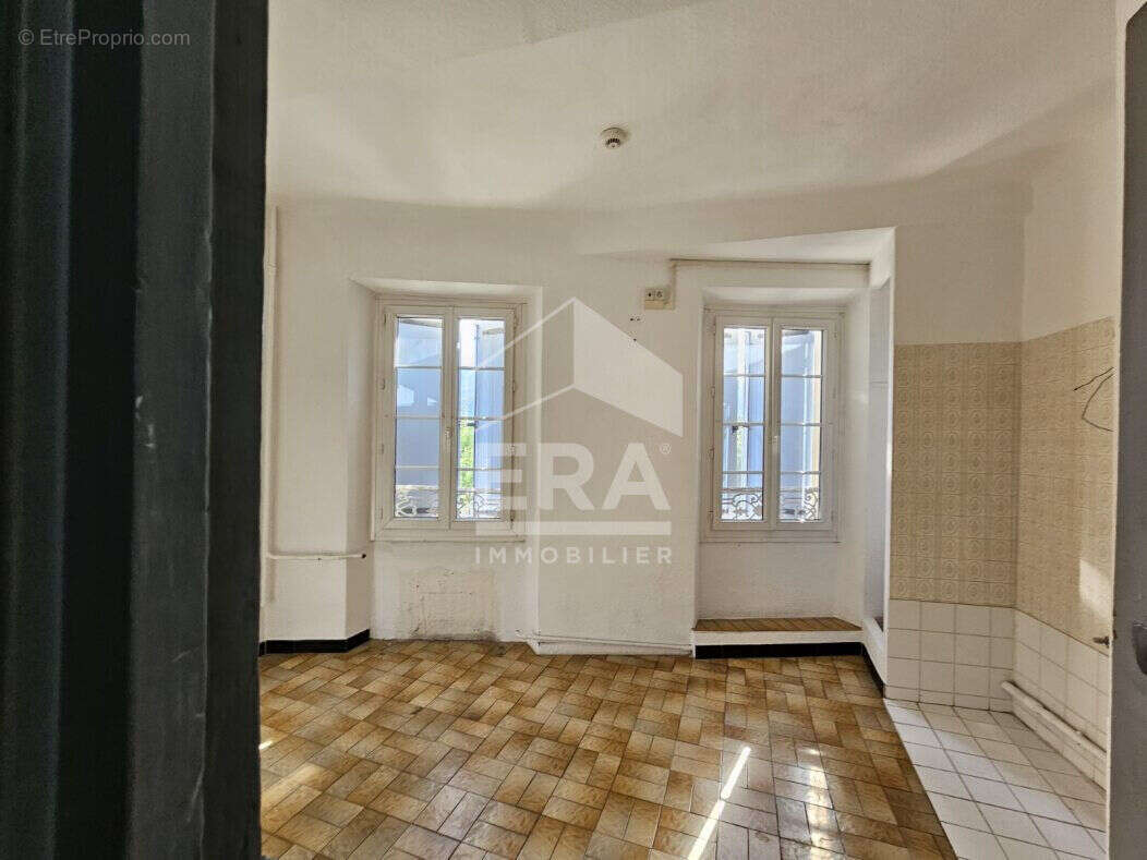 Appartement à CHATEAU-ARNOUX-SAINT-AUBAN