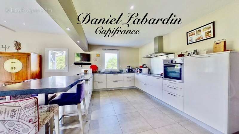 Maison à MAUVEZIN-SUR-GUPIE