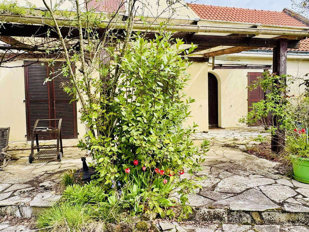 Maison 7 chambres centre montaigu - photo 3