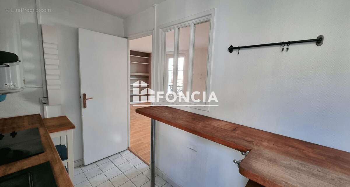 Appartement à BOURG-LA-REINE