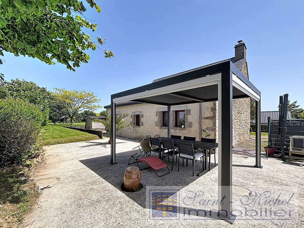 Locunolé, maison en pierres avec de très beaux volumes - photo 2