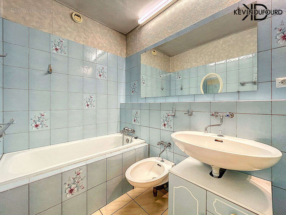 Appartement à AUBENAS