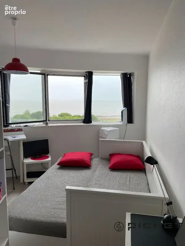 La rochelle face a la mer studio meuble de 18.61m² ; - photo 6
