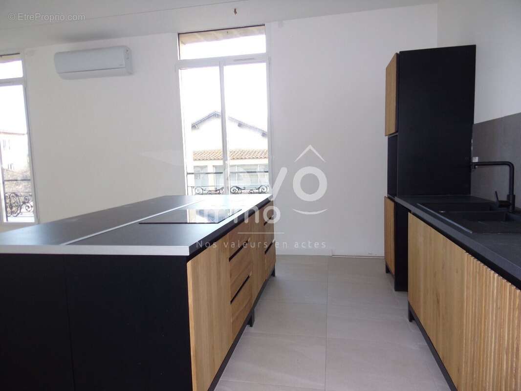Appartement à PAULHAN