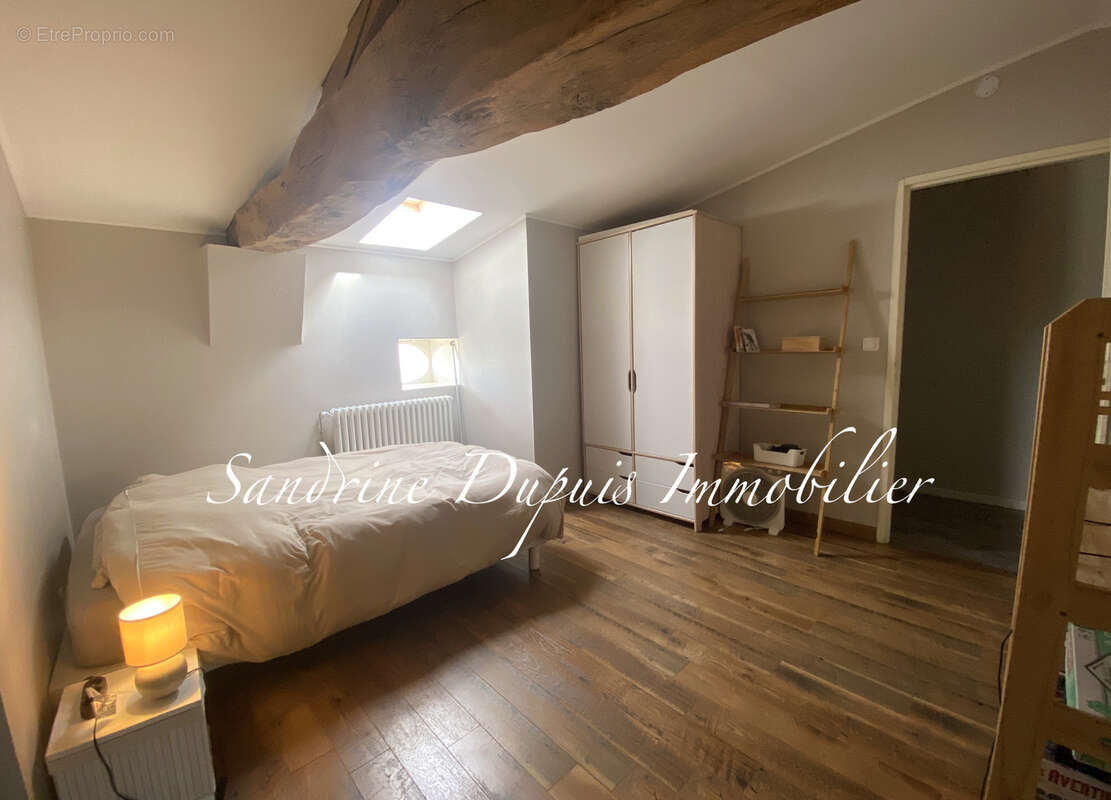 SAINTES : Propriété de charme 6 chambres - photo 12