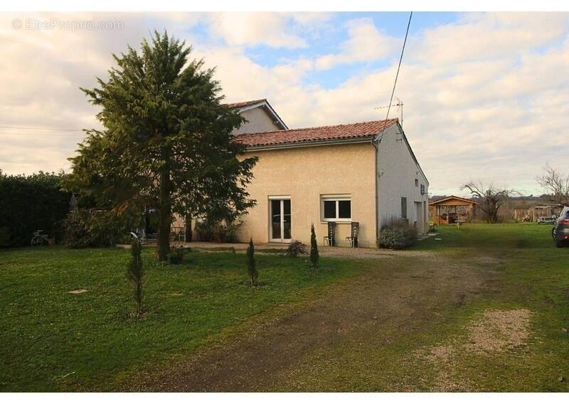 Maison à SAINT-PEY-D&#039;ARMENS