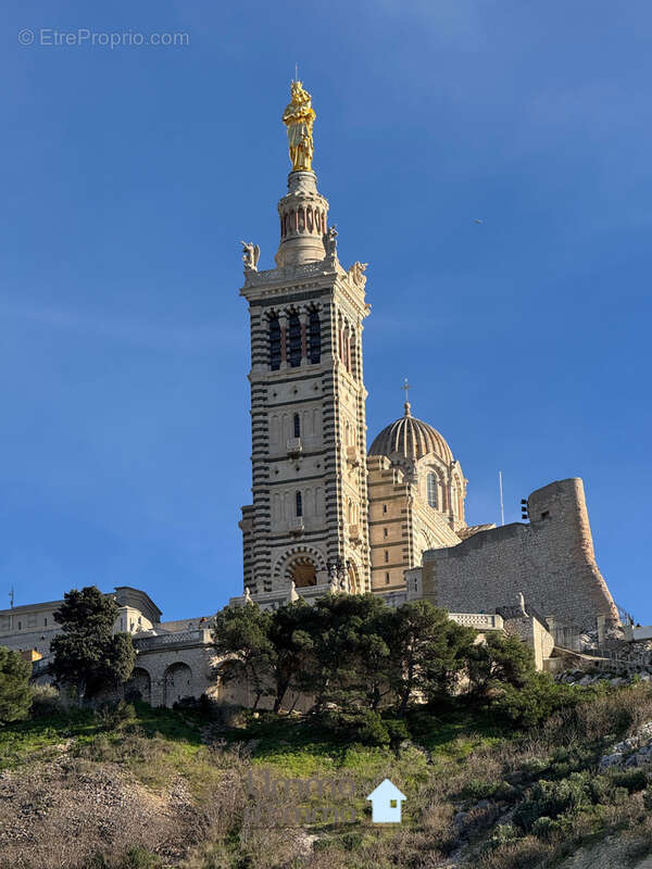 Appartement à MARSEILLE-7E