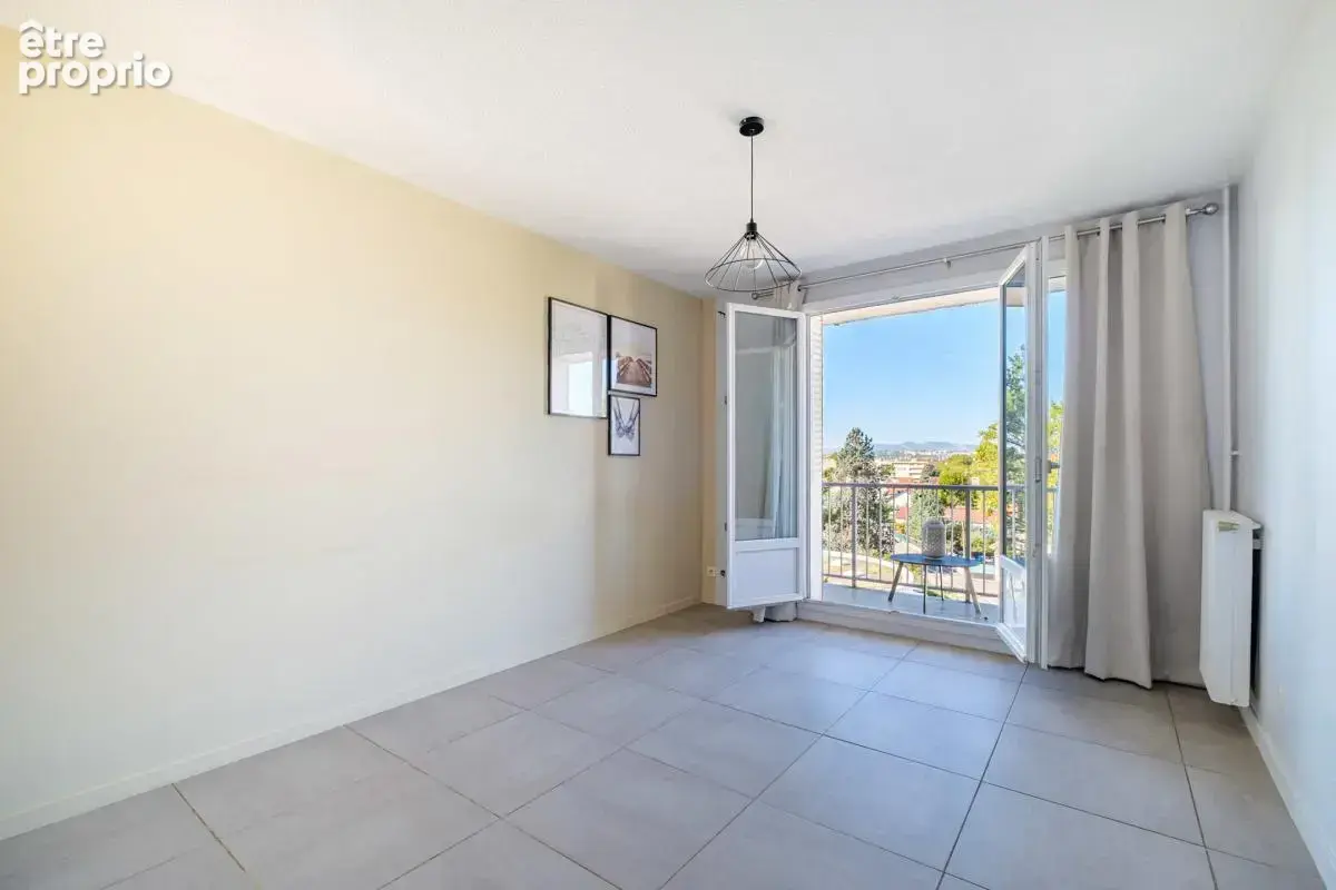 Vente appartement 3 chambres double exposition très lumineux - photo 6