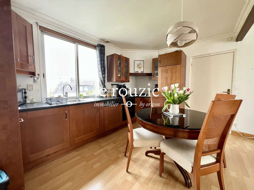 Maison 113 m² à Sene  - photo 2