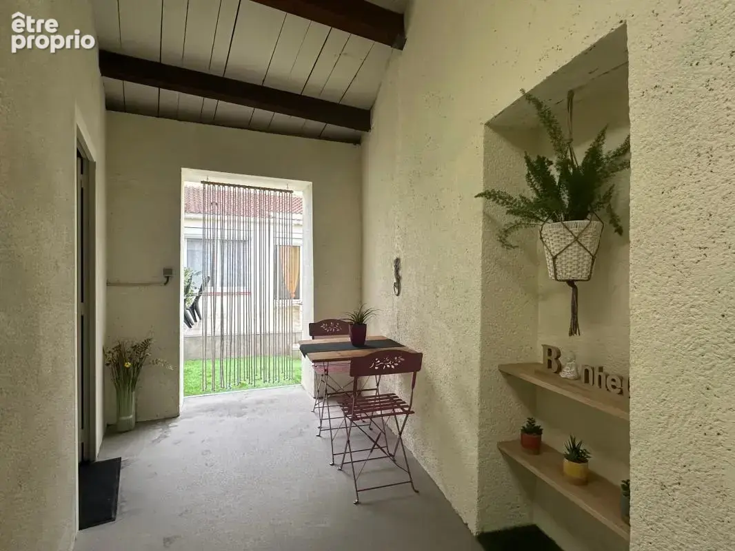 La Roche-sur-Yon sud, à Nieul-Le Dolent, maison, 4 chambres env. 157 m² - photo 9