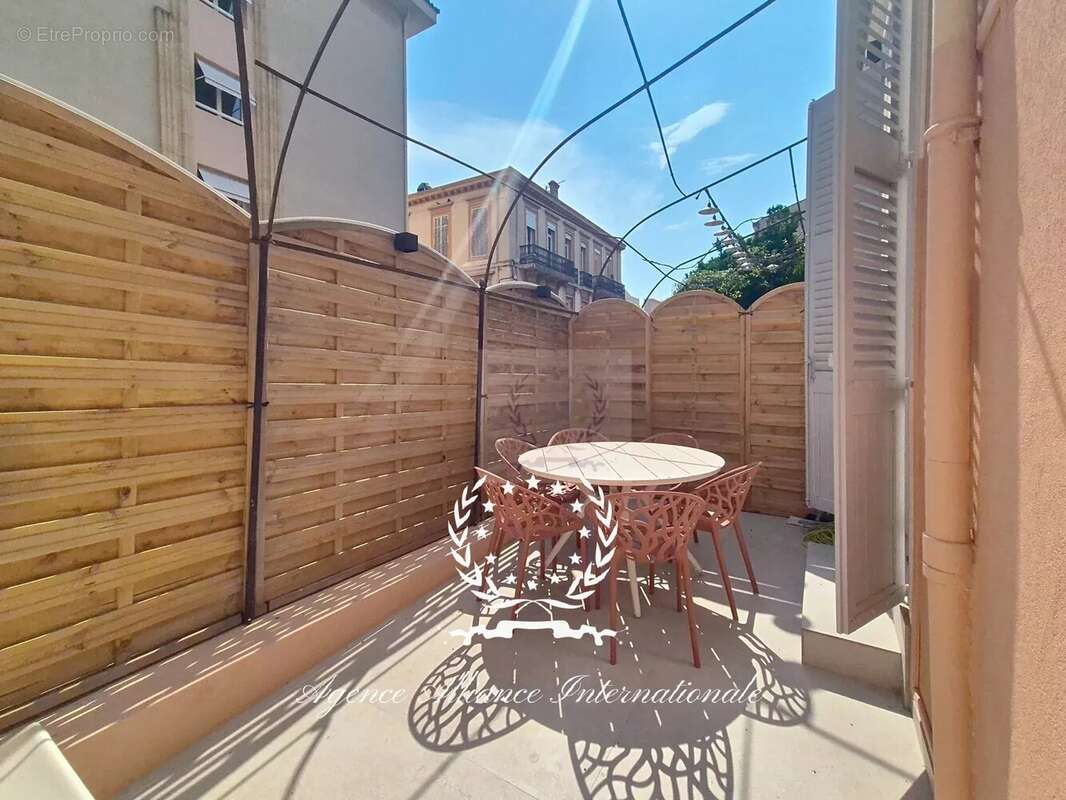 Appartement à CANNES
