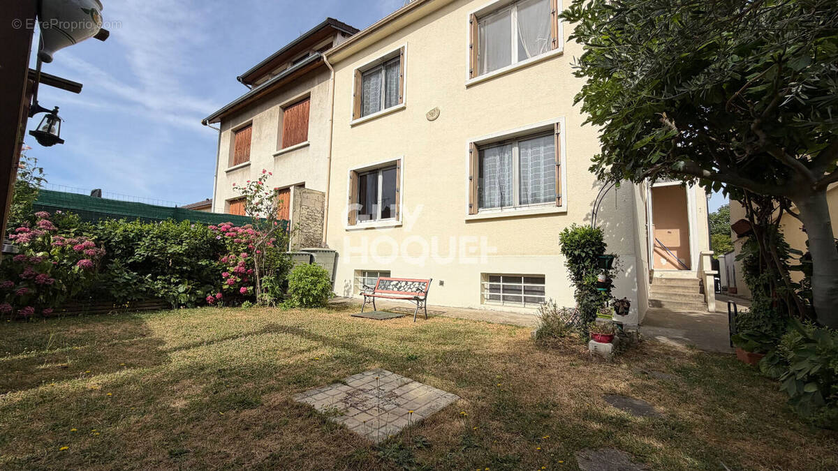 Maison à GARGES-LES-GONESSE