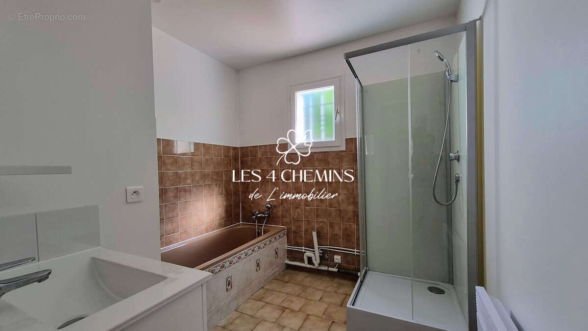 Maison à vendre à Fuveau -  105 m2  4 chambres,terrain de 770 m² - photo 9