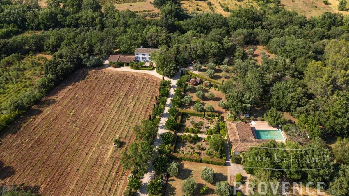 Maison à LE CANNET-DES-MAURES